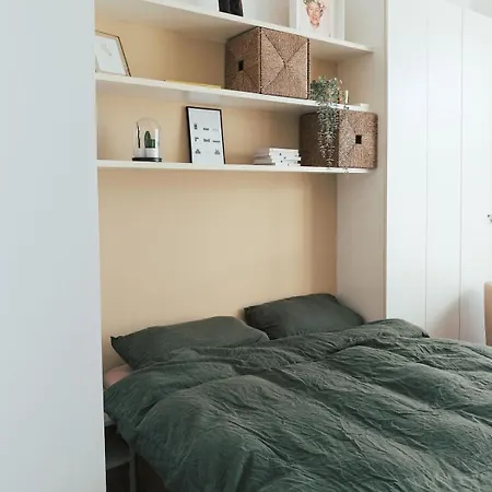 Nahe Messe - Privates Gaestezimmer Mit Bad In Einer