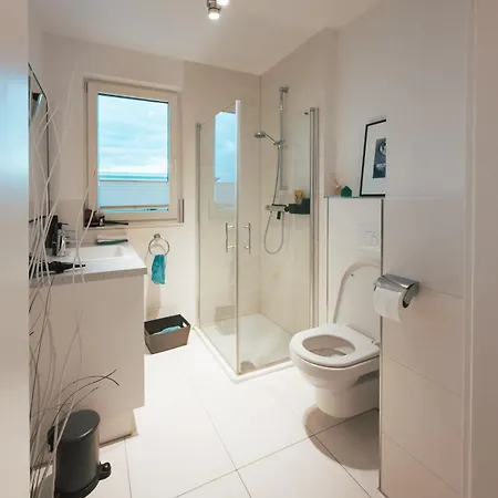 Nahe Messe - Privates Gaestezimmer Mit Bad In Einer * Kolín nad Rýnem